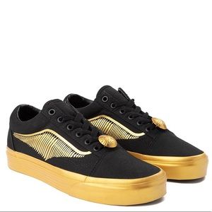 black and gold vans
